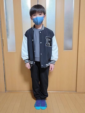「アイテム（ブルゾン）」を使った、テソ子さん（キッズ・136cm）の秋コーディネート