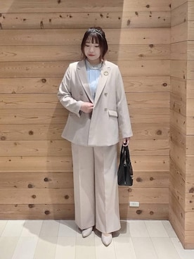 「アイテム（ブローチ/コサージュ、その他）」を使った、テソ子さん（レディース・162cm）の冬コーディネート