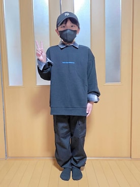 「アイテム（カーゴパンツ）」を使った、テソ子さん（キッズ・133cm）の秋コーディネート