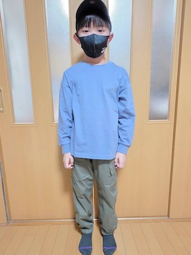 「アイテム（カーゴパンツ）」を使った、テソ子さん（キッズ・136cm）の秋コーディネート