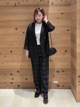 「アイテム（テーラードジャケット）」を使った、テソ子さん（レディース・162cm・30代）の秋コーディネート