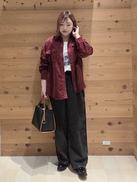 「GLOBAL WORK（グローバルワーク）のGOODデニムバギーパンツ/498388（デニムパンツ）」を使った、テソ子さん（レディース・162cm）の秋コーディネート