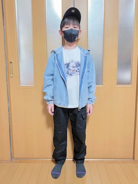 「アイテム（パーカー）」を使った、テソ子さん（キッズ・136cm）の秋コーディネート