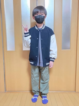 「アイテム（スウェット）」を使った、テソ子さん（キッズ・136cm・30代）の秋コーディネート