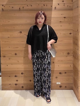 「アイテム（ニット/セーター）」を使った、テソ子さん（レディース・162cm・30代）の夏コーディネート
