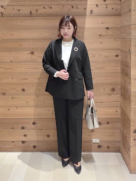 「アイテム（ブローチ/コサージュ、その他）」を使った、テソ子さん（レディース・162cm）の春コーディネート