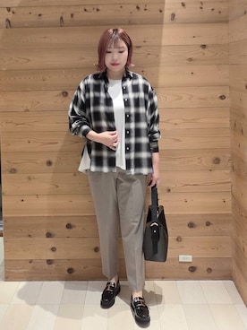 「アイテム（ローファー）」を使った、テソ子さん（レディース・162cm・30代）の夏コーディネート