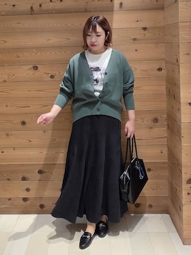 「アイテム（スカート）」を使った、テソ子さん（レディース・162cm・30代）の秋コーディネート