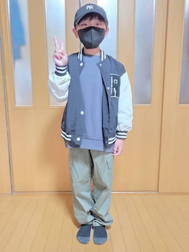 「アイテム（ブルゾン）」を使った、テソ子さん（キッズ・133cm）の秋コーディネート