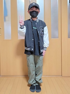 「アイテム（ブルゾン）」を使った、テソ子さん（キッズ・133cm）の秋コーディネート