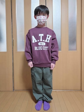 「アイテム（カーゴパンツ）」を使った、テソ子さん（キッズ・136cm）の秋コーディネート