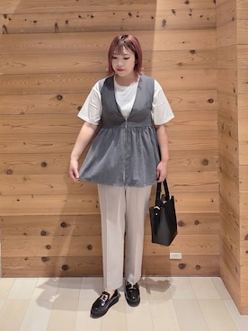 「アイテム（ベスト）」を使った、テソ子さん（レディース・162cm・30代）の夏コーディネート