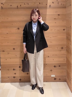 「アイテム（テーラードジャケット）」を使った、テソ子さん（レディース・162cm・30代）の秋コーディネート