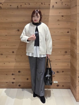 「アイテム（ノーカラーコート）」を使った、テソ子さん（レディース・162cm）の秋コーディネート