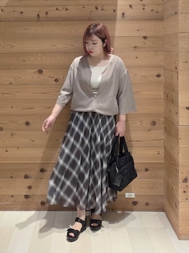 「アイテム（タンクトップ）」を使った、テソ子さん（レディース・162cm・30代）の夏コーディネート
