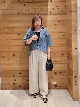 「アイテム（タンクトップ）」を使った、テソ子さん（レディース・162cm・30代）の夏コーディネート