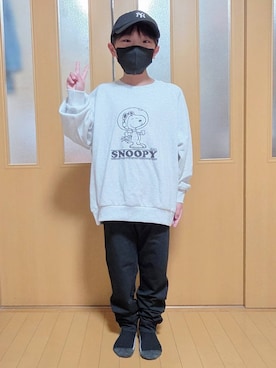 「アイテム（スウェット）」を使った、テソ子さん（キッズ・133cm）の秋コーディネート