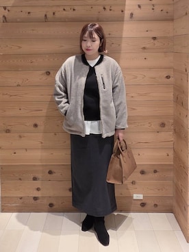 「アイテム（スウェット）」を使った、テソ子さん（レディース・162cm）の秋コーディネート