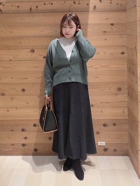 「アイテム（ノーカラーコート）」を使った、テソ子さん（レディース・162cm）の秋コーディネート