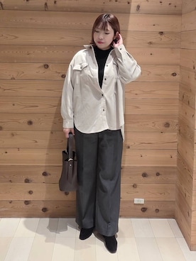 「アイテム（チェスターコート）」を使った、テソ子さん（レディース・162cm・30代）の秋コーディネート