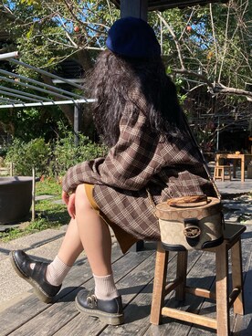 「oversize」｜「アイテム（チェスターコート）」を使った、cassandrabaddieさん（レディース・156cm）の春コーディネート