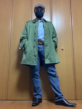 「リーバイス501」｜「アイテム（ダウンジャケット/コート）」を使った、ashusanさん（メンズ・174cm）の秋コーディネート