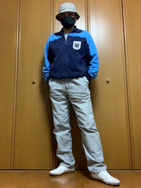 「ジャーマントレーナー」｜「アイテム（その他アウター）」を使った、ashusanさん（メンズ・174cm）の春コーディネート