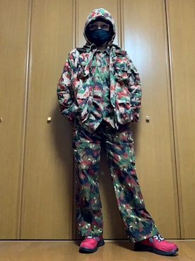 「スイス軍」｜ashusanさん（メンズ・174cm）の冬コーディネート