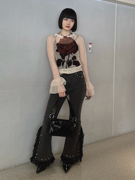 「jouetie（ジュエティ）のレースドッキングスタッズフレアデニム（その他パンツ、ブラック系）」を使った、JURIさん（レディース・161cm）の春コーディネート