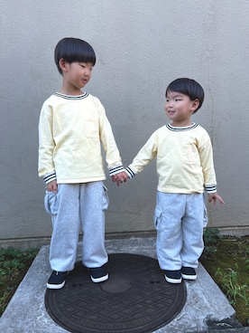 「アイテム（カーゴパンツ）」を使った、はこはこさん（キッズ・120cm）の秋コーディネート