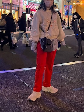 「アイテム（スウェットパンツ、レッド系）」を使った、kazuyu_25さん（レディース・156cm）の春コーディネート