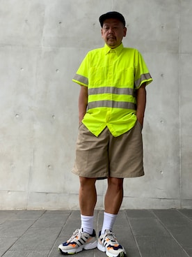 「adidas（アディダス）のアイテム（スニーカー、グレー系）」を使った、ザッキローニさん（メンズ・172cm）の夏コーディネート