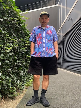 「INHERIT（インヘリット）のアイテム（パンツ）」を使った、ザッキローニさん（メンズ・172cm）の秋コーディネート
