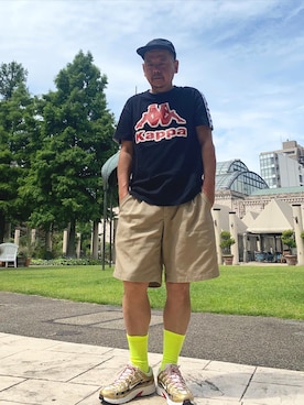 「NIKE（ナイキ）のアイテム（スニーカー、ゴールド系）」を使った、ザッキローニさん（メンズ・172cm）の夏コーディネート