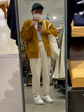「マスタード」｜「アイテム（スウェットパンツ）」を使った、みそさん（レディース・168cm）の秋コーディネート