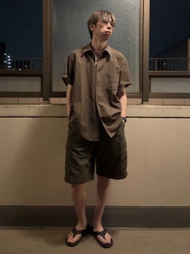 「トングサンダル」｜HOLLIEさん（メンズ・180cm）の夏コーディネート