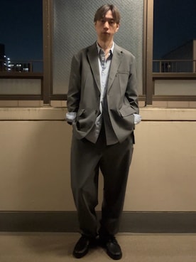 「GU（ジーユー）のアイテム（テーラードジャケット）」を使った、HOLLIEさん（メンズ・180cm）の春コーディネート