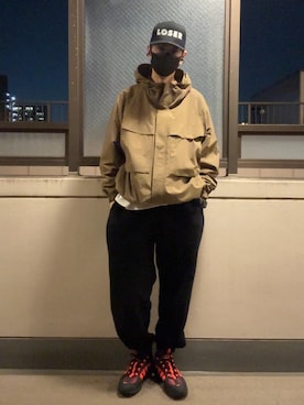「SUB POP（サブポップ）のアイテム（キャップ、ブラック系）」を使った、HOLLIEさん（メンズ・180cm）の春コーディネート
