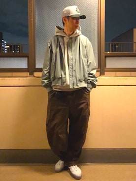 「アイテム（MA-1）」を使った、HOLLIEさん（メンズ・180cm）の秋コーディネート