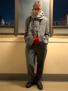 「アイテム（ストール/ショール）」を使った、HOLLIEさん（メンズ・180cm）の冬コーディネート
