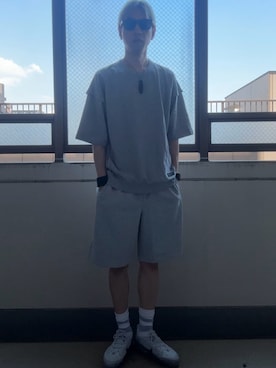 「UNIQLO（ユニクロ）のアイテム（スウェットパンツ）」を使った、HOLLIEさん（メンズ・180cm）の夏コーディネート