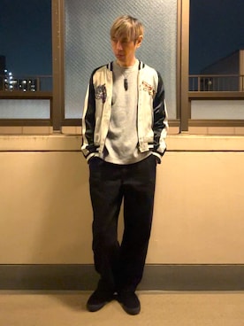 「アイテム（スカジャン）」を使った、HOLLIEさん（メンズ・180cm）の冬コーディネート