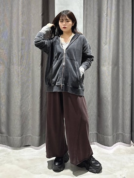 「PAGEBOY（ページボーイ）のサイドタックルーズウラケパンツ/イージーパンツ【4color・2size】（スウェットパンツ）」を使った、82omochi73さん（レディース・158cm）の秋コーディネート