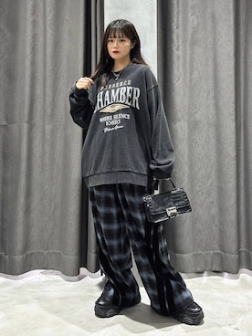 「PBLIM（ページボーイリム）のアイテム（スラックス）」を使った、82omochi73さん（レディース・158cm）の秋コーディネート