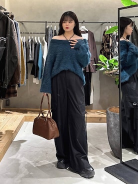 「アイテム（スラックス、ブラック系）」を使った、82omochi73さん（レディース・158cm）の秋コーディネート