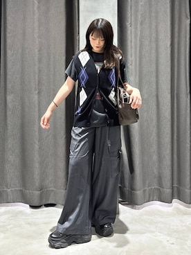 「アイテム（スニーカー）」を使った、82omochi73さん（レディース・158cm・20代）の秋コーディネート
