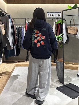 「PBLIM（ページボーイリム）のアイテム（スウェットパンツ）」を使った、82omochi73さん（レディース・158cm）の秋コーディネート