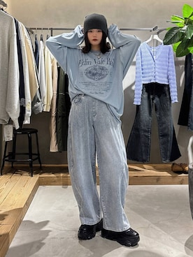 「PAGEBOY（ページボーイ）のプラットチャンキースニーカー（スニーカー、ブラック系）」を使った、82omochi73さん（レディース・158cm）の春コーディネート