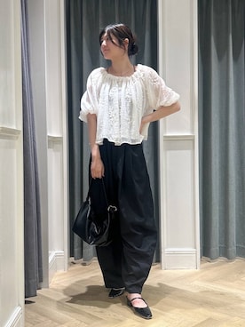 「A part by（アパートバイ）のフラワーシシュウブラウス（シャツ/ブラウス、ホワイト系）」を使った、hinariさん（レディース・167cm）の夏コーディネート