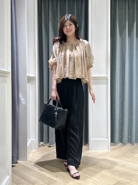 「A part by（アパートバイ）のフラワーシシュウブラウス（シャツ/ブラウス、ベージュ系）」を使った、hinariさん（レディース・167cm）の夏コーディネート